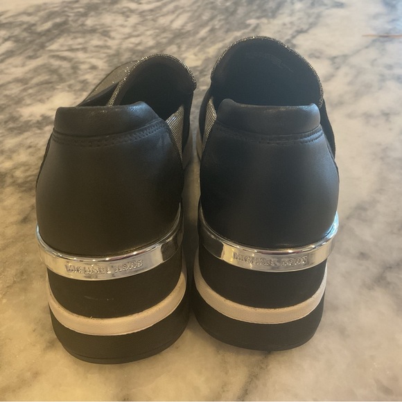 Michael Kors Felix trainers. Size 7.5. Excellent condition. - Picture 4 of 4